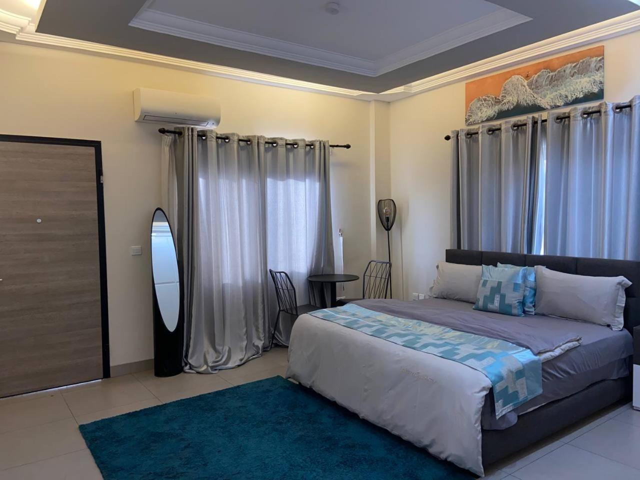 Queens View Apartment Accra Eksteriør billede